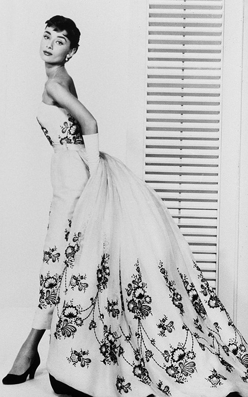 Vestidos-de-casamento-do-Cinema-Audrey-Hepburns-Sabrina-givenchy-1954