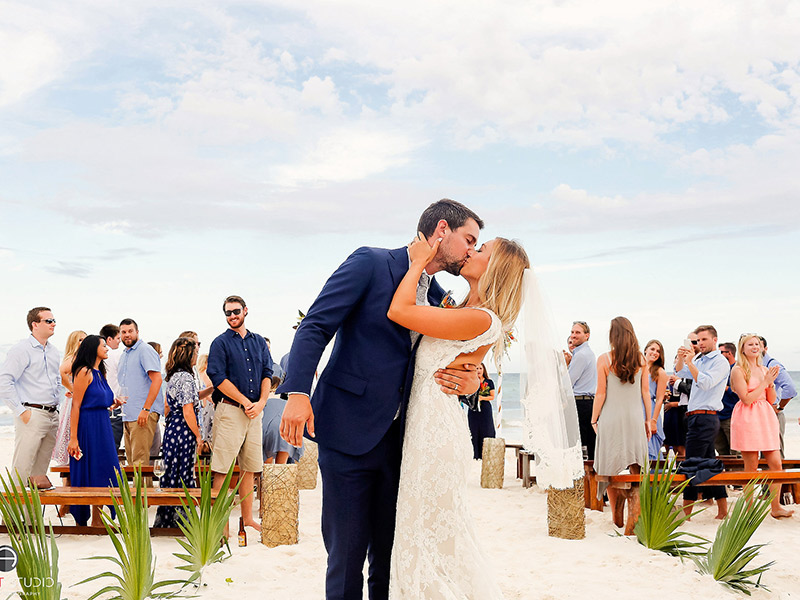Casamento na praia custa caro