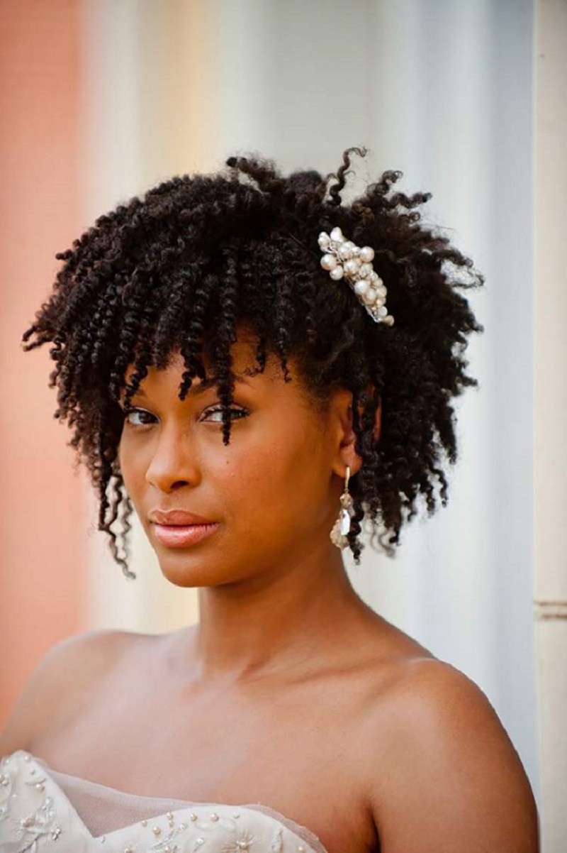 penteados-para-cabelos-curtos-para-casamento-para-negras