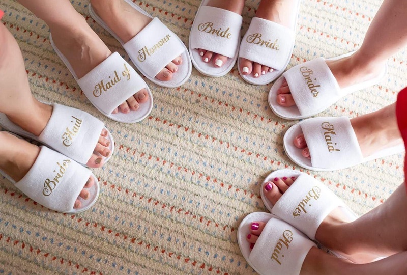 pantufas presente para madrinhas de casamento
