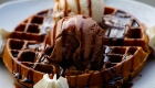 Ilha-gastronomica-alema-waffle-com-chocolate