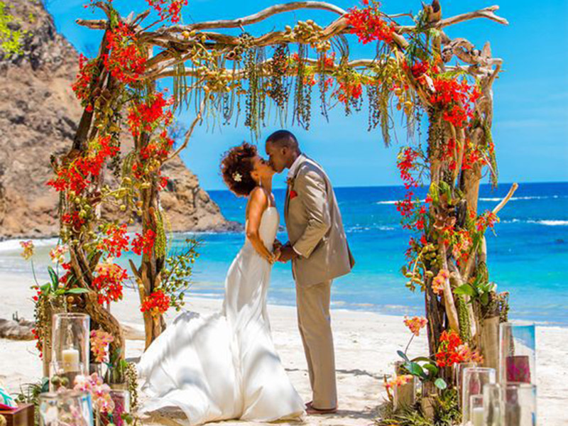 Diferenças entre o destination wedding no exterior e casamento no Brasil