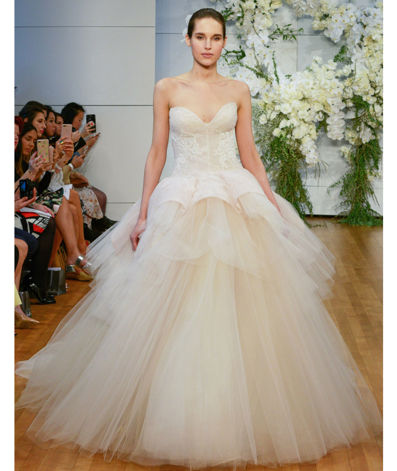 Vestido de noiva tendências do NY Brida Week Primavera 2018