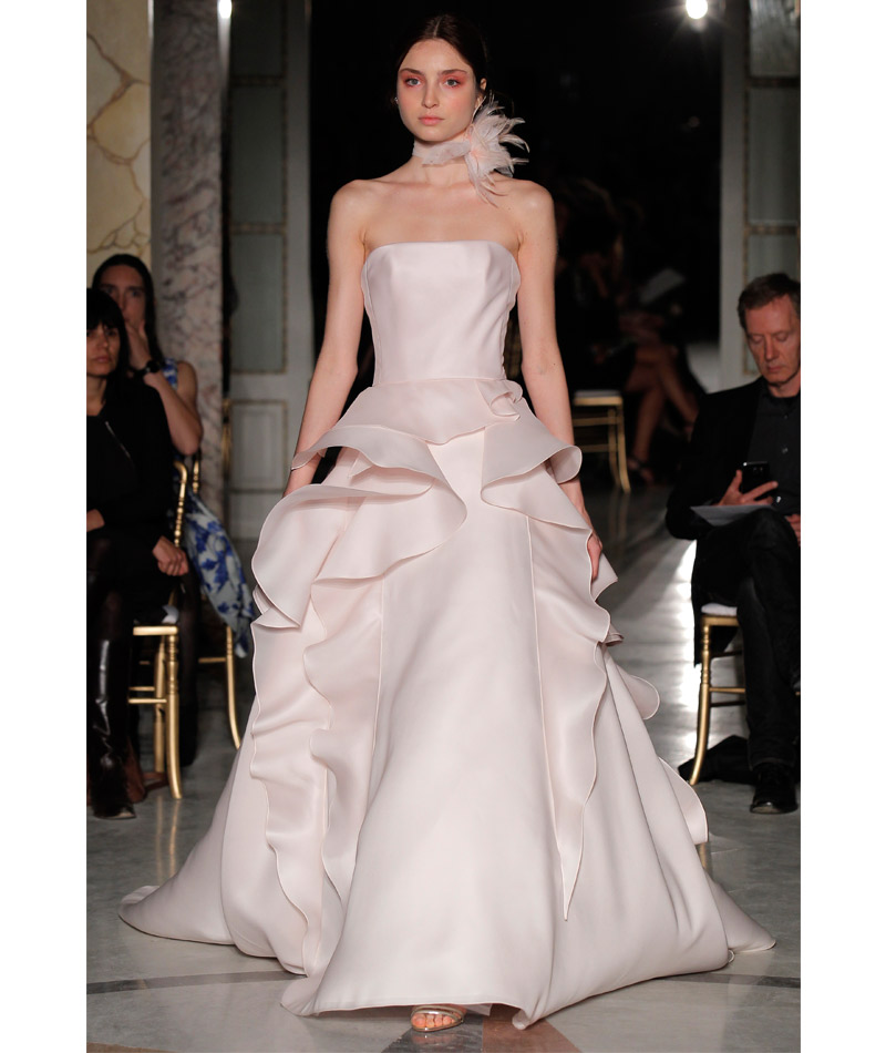 Tendências do Barcelona Bridal Week Primavera 2018 babados
