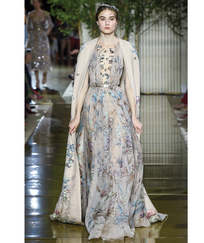 Desfile Alta Costura de Paris para o Outono Inverno 2017 Jardim florido
