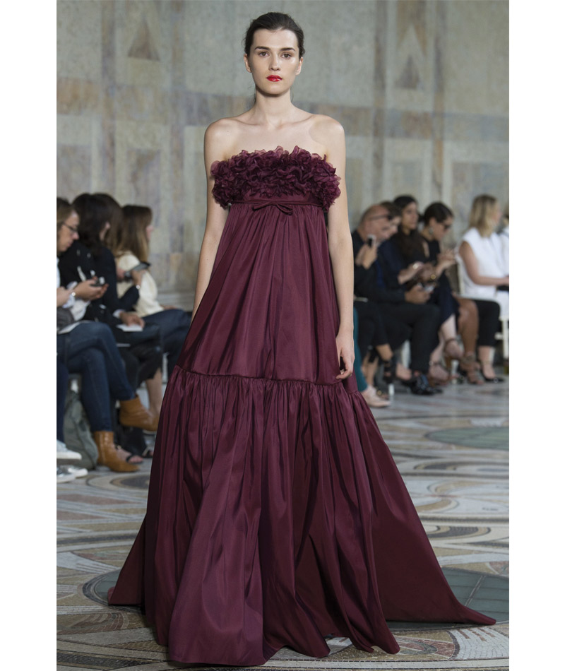 Desfile Alta Costura de Paris para o Outono Inverno 2017 alta intensidade