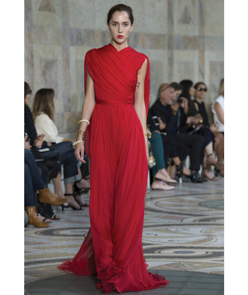 Desfile Alta Costura de Paris para o Outono Inverno 2017 alta intensidade