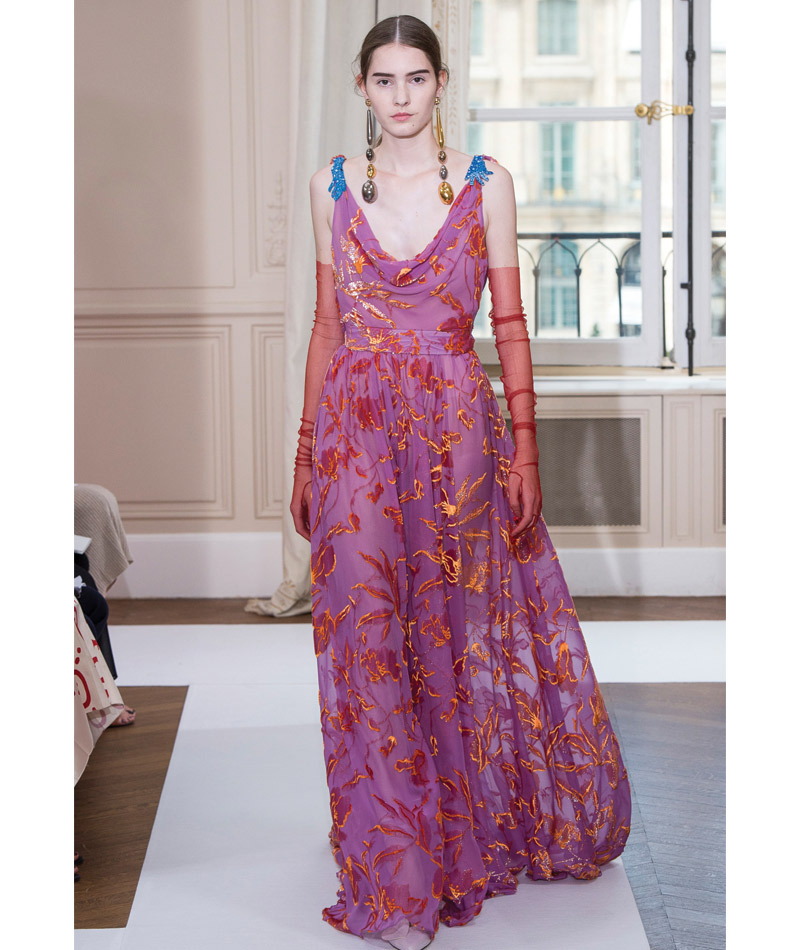 Desfile Alta Costura de Paris para o Outono Inverno 2017 alta intensidade