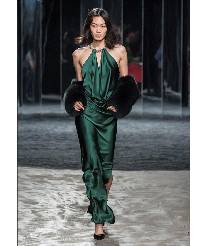 Desfile Alta Costura de Paris para o Outono Inverno 2017 alta intensidade