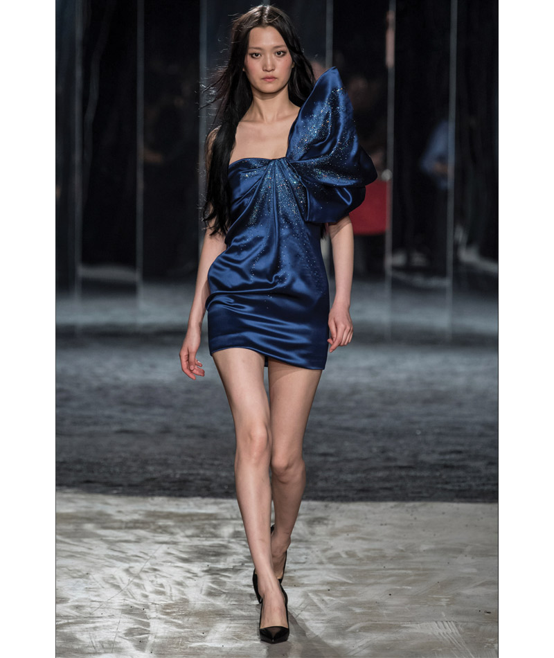 Desfile Alta Costura de Paris para o Outono Inverno 2017 alta intensidade