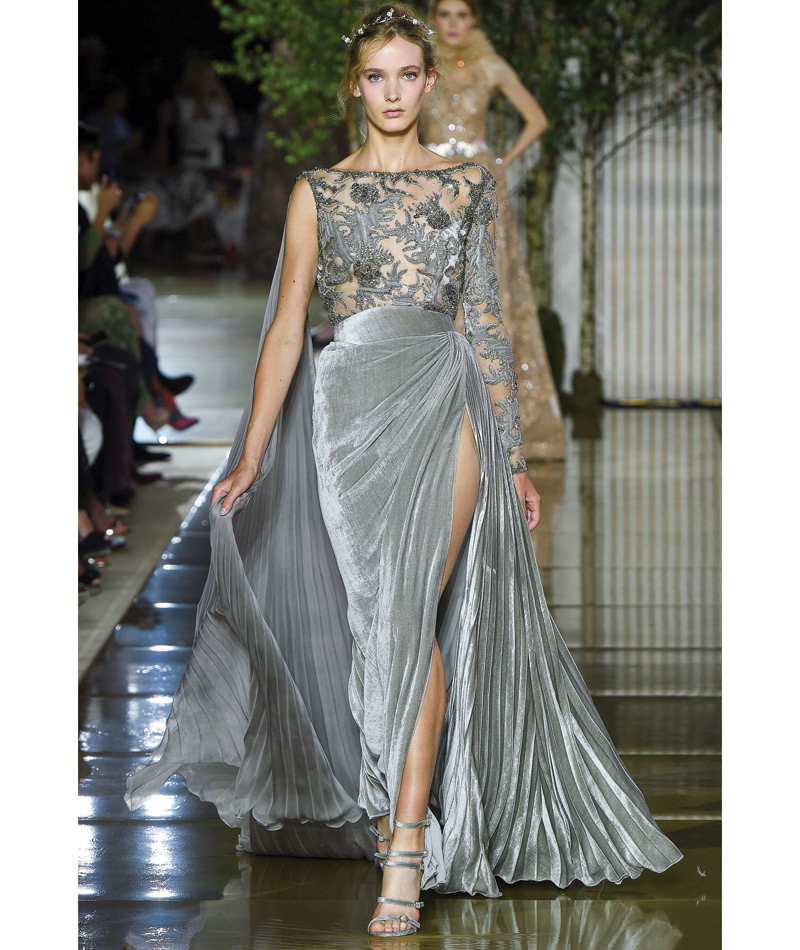Desfile Alta Costura de Paris para o Outono Inverno 2017 blue velvet