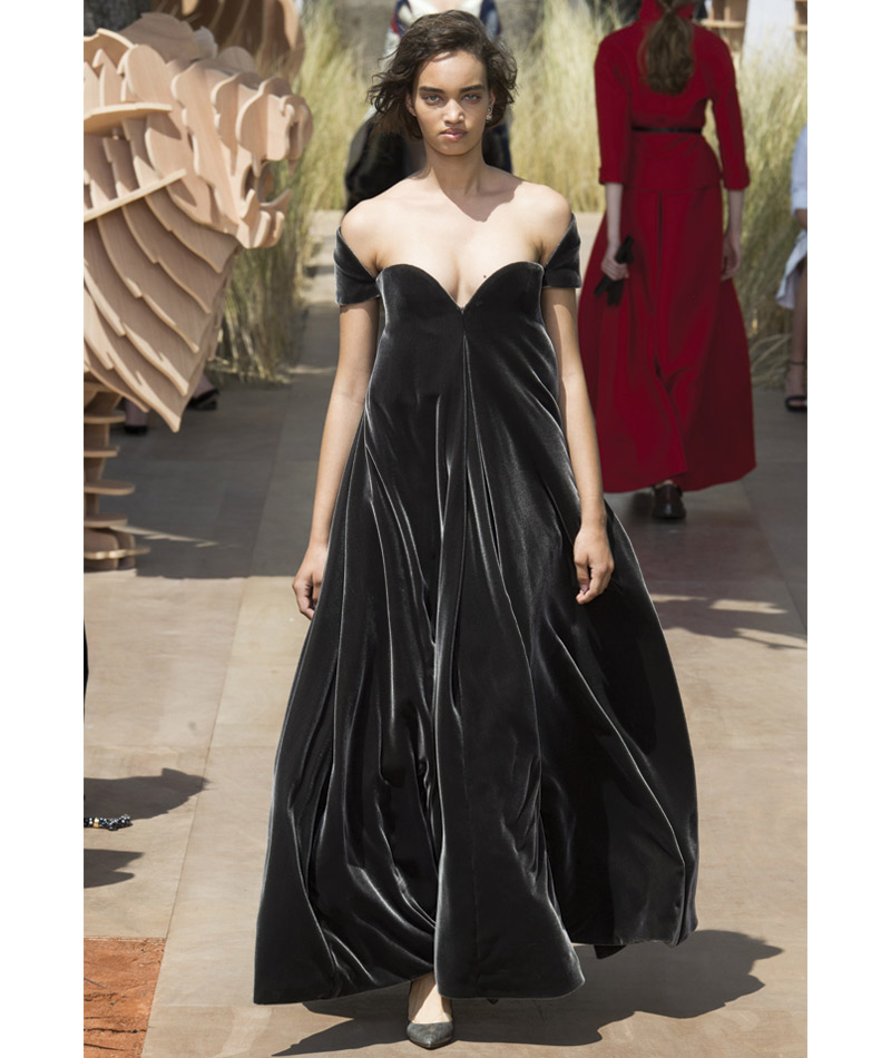 Desfile Alta Costura de Paris para o Outono Inverno 2017 blue velvet