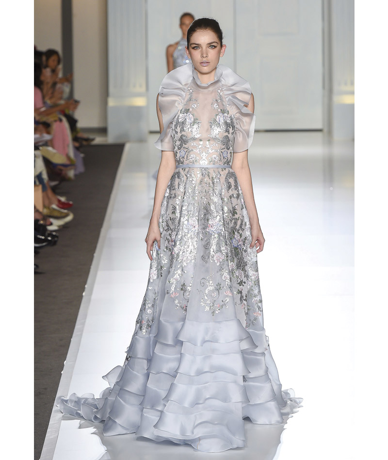 Desfile Alta Costura de Paris para o Outono Inverno 2017 delicadeza pastel