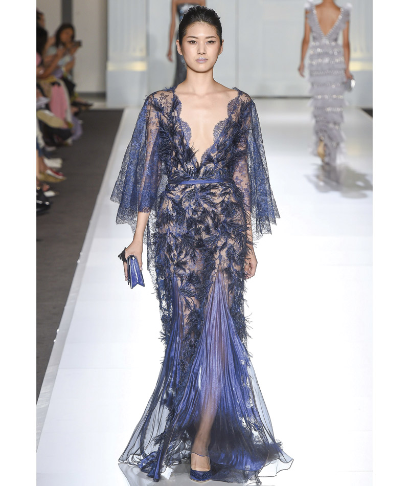 Desfile Alta Costura de Paris para o Outono Inverno 2017 plumas