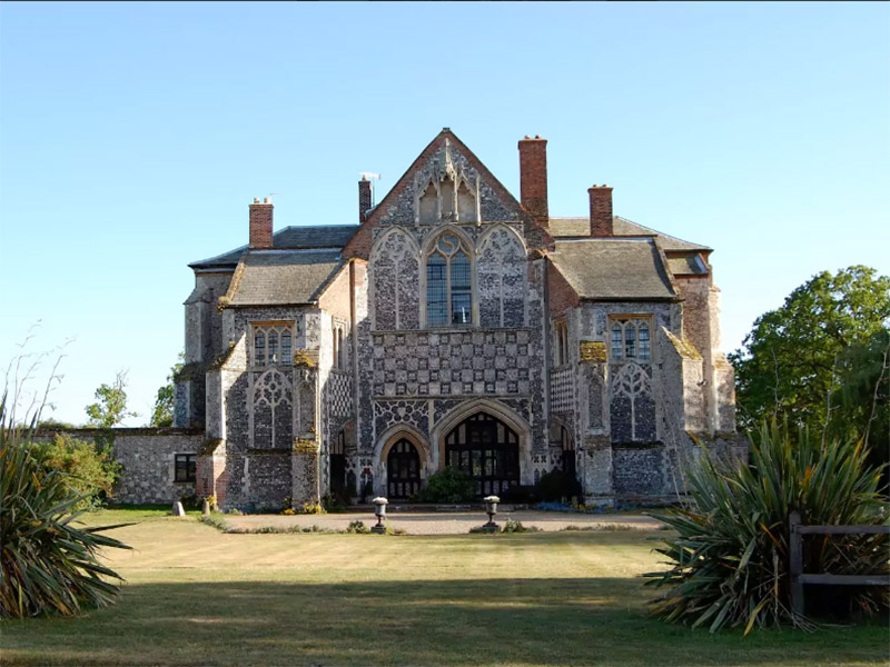 Destination wedding airbnb internacional Butley Priory