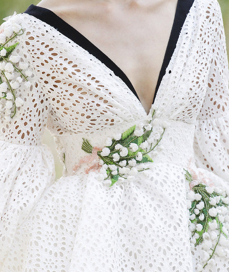 Vestidos de noiva surpreendes buquê
