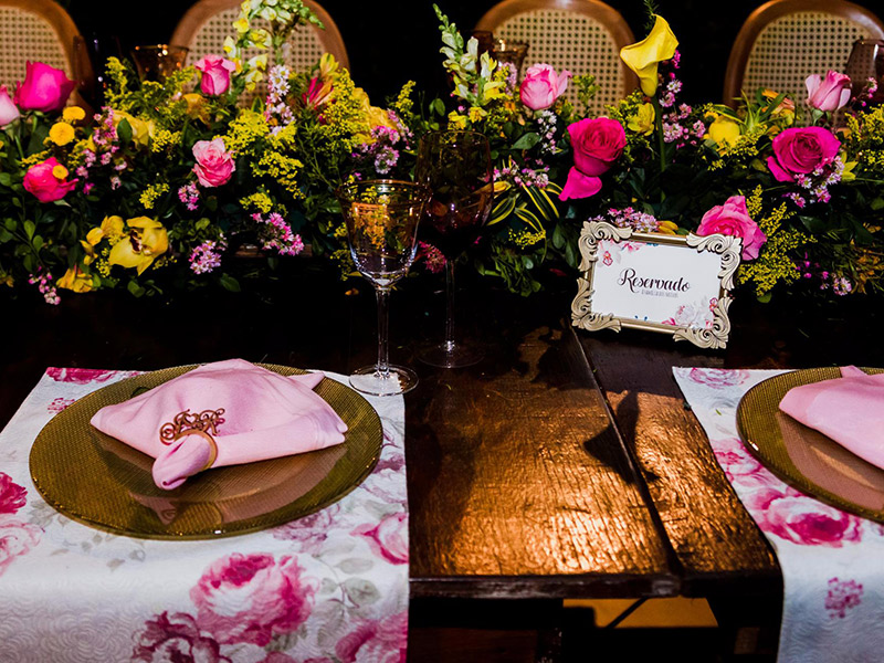 Casamento no campo decoração da mesa