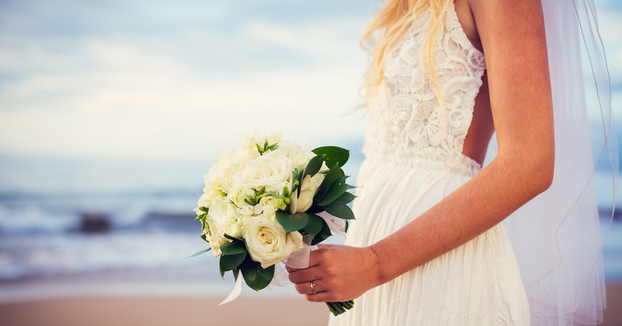 Como escolher o buquê de noiva para casamento na praia.