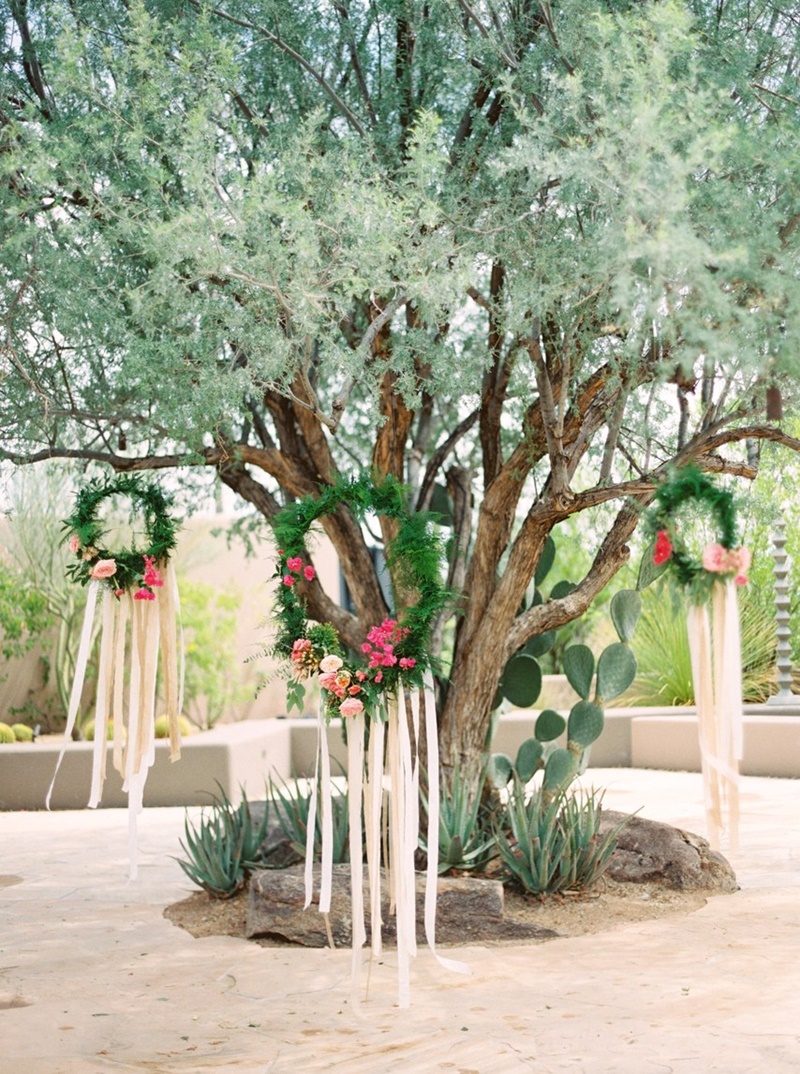 arcos de flores para cerimonia de casamento