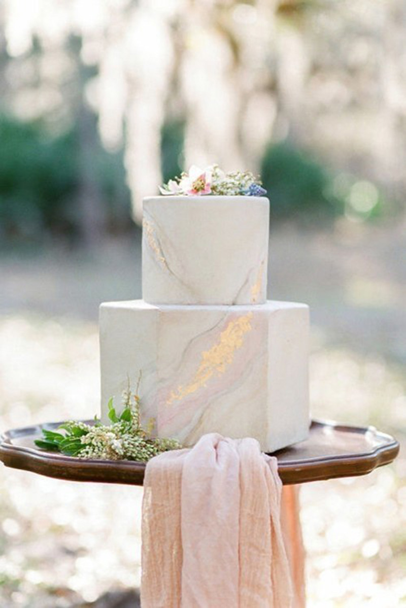 bolo de casamento branco 