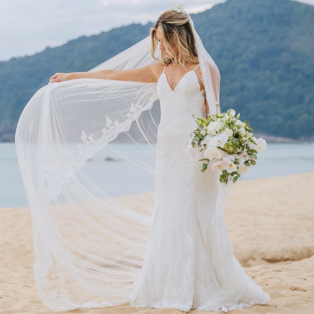 vestido de noiva para casamento na praia