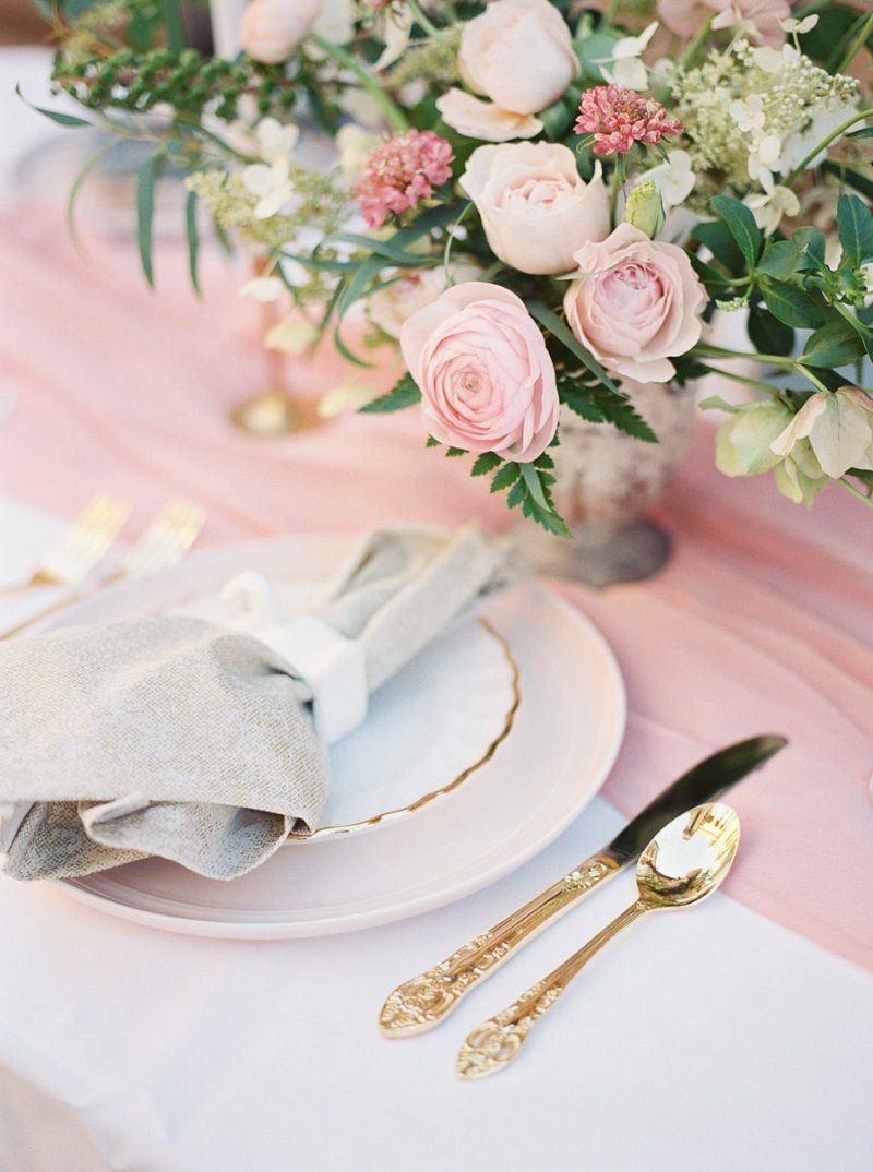 decoração-de-casamento-rosé-e-dourado