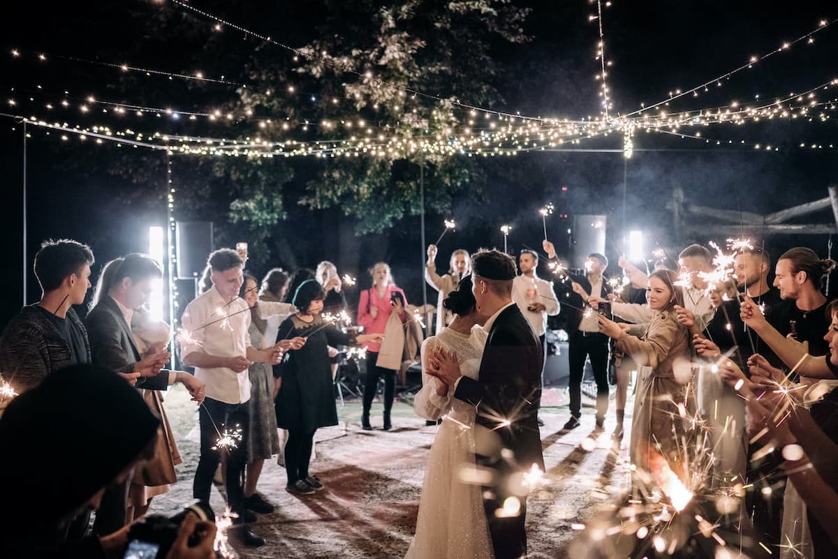 Músicas para festa de casamento: dicas e playlist completa