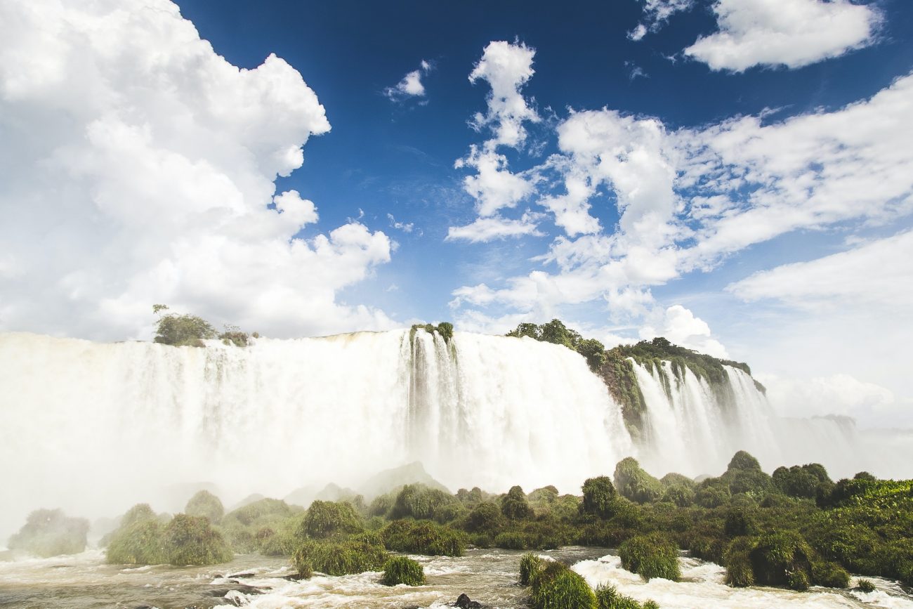 Lua de mel no Brasil: cachoeiras de Foz do Iguaçu