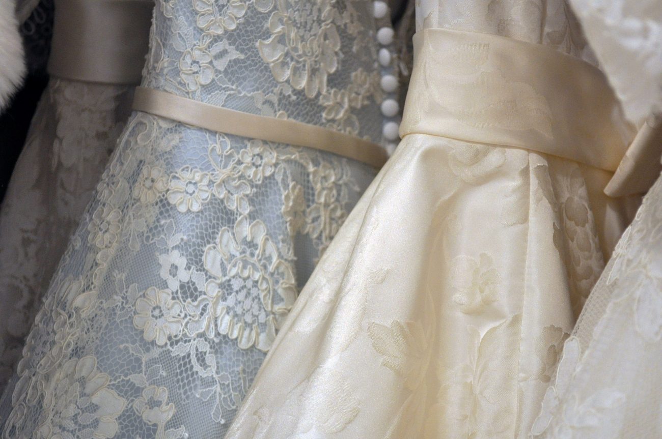 Vestido de noiva com cor: off white
