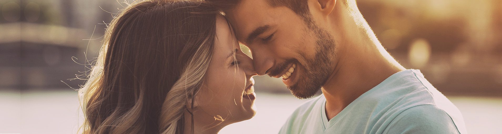 10 viagens de bodas|Ilhas Maldivas|Chile|Casal nas Ilhas Maurício|Turquia|Casal na Grécia|Casal na Tailandia|casal em Paris|casal na Itália|casal no Japao||Casal em Veneza|Portugal|Tahiti|10 viagens de bodas