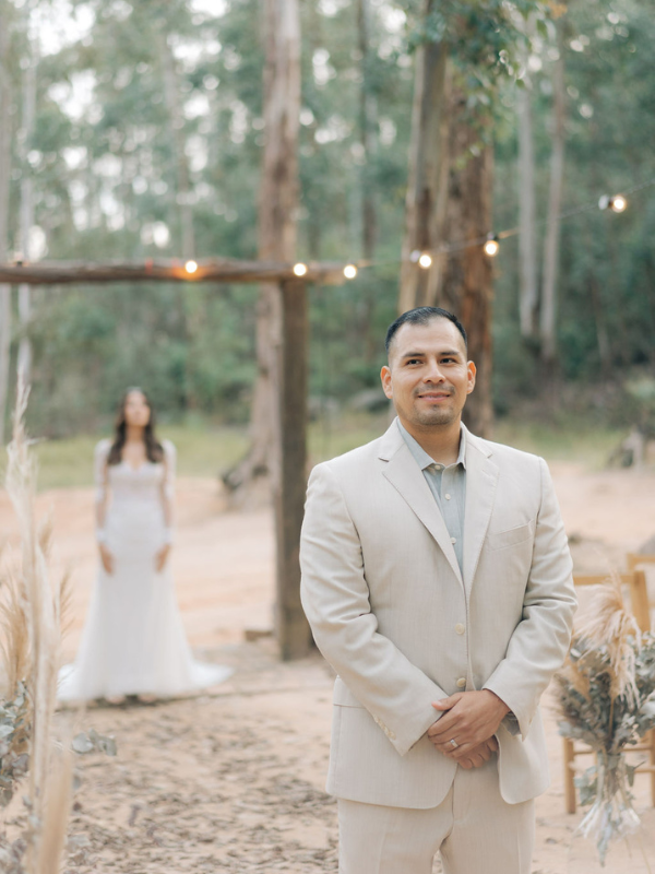 Casamento real intimista Amanda e George first look