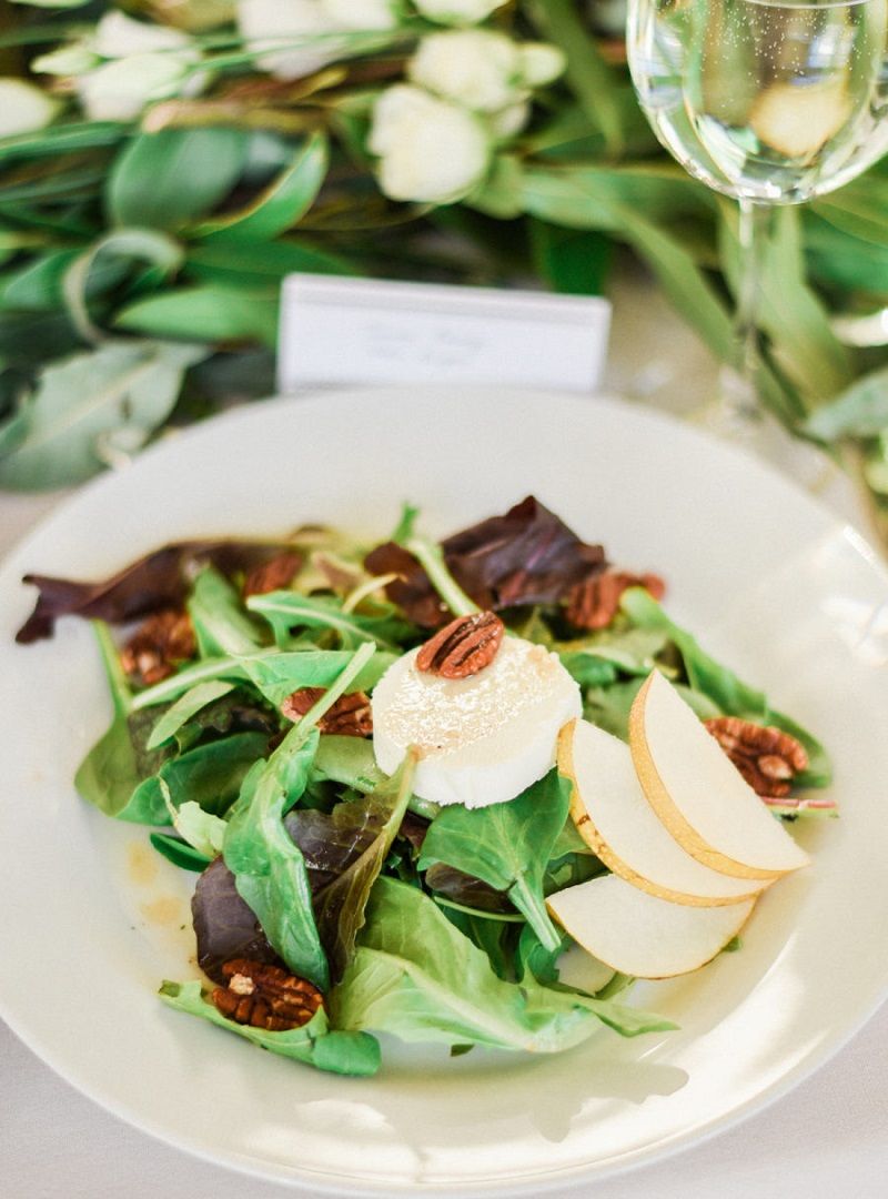 buffet para casamento prato-de-salada-em-buffet-para-casamento-light