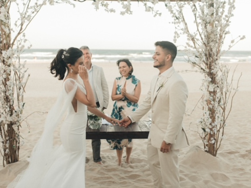casamento real à beira mar Andrezza e Daniel - pedido no café