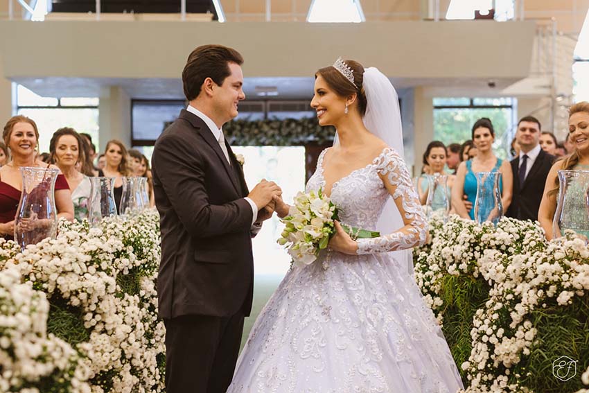 Casamento tradicional na igreja Ana Cristina e Fernando