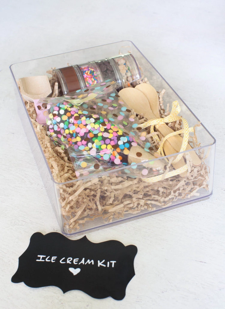 Kit de doces e sorvete para celebrar bodas de sorvete