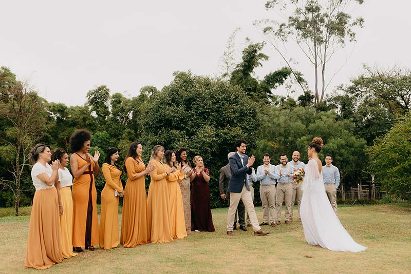 Noiva Núbia pede o noivo em casamento - Dia Internacional da Mulher noivas inspiradoras