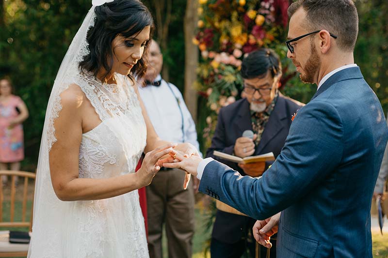 noivos Clarissa e Marcos durante sessão de fotos