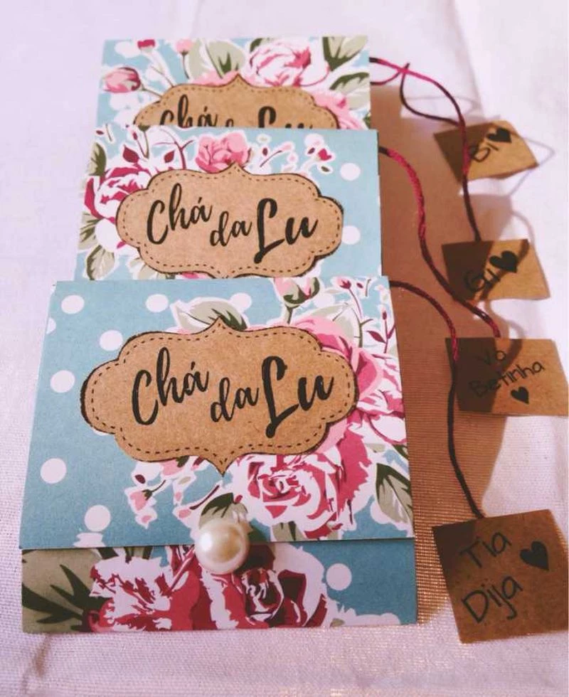 Convite de chá de panela com sachê