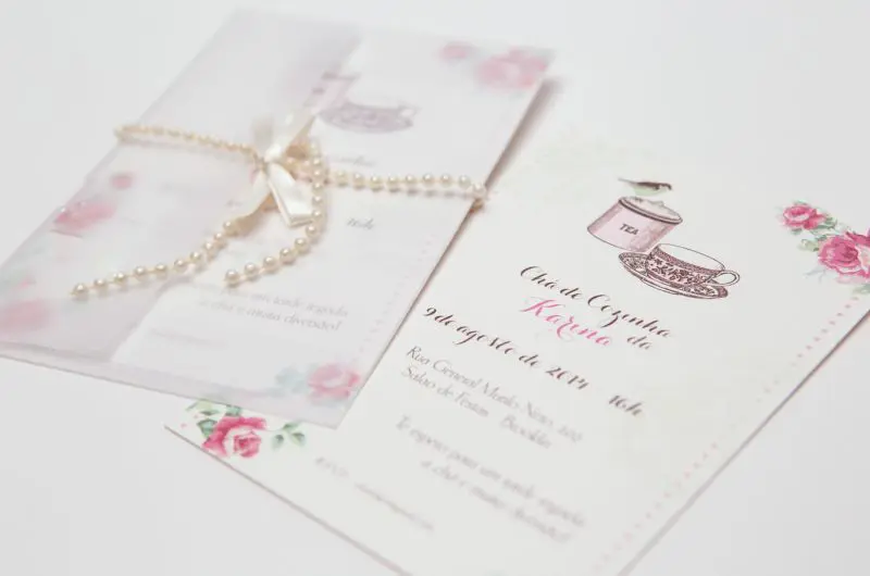 Convite de chá de panela com utensílios de cozinha