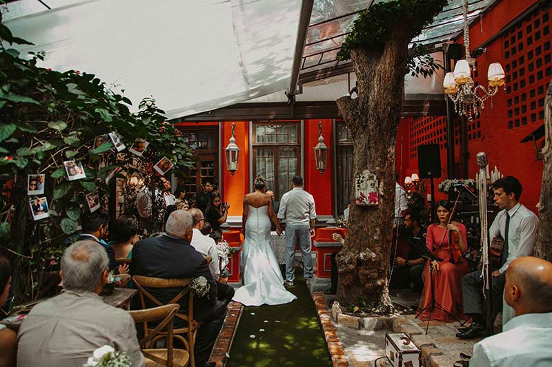 cerimônia do casamento real Dani e André no Espaço Quintal