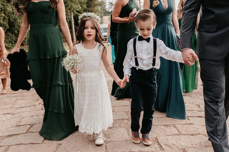 Cerimônia do casamento real Ellen e Allyson com chuva