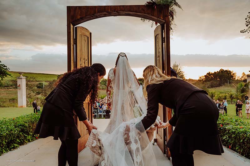 casamento na fazenda Flávia e Juliano ao pôr do sol