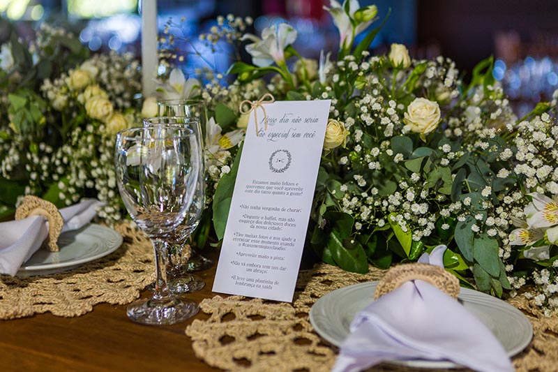Decoração artesanal do casamento romântico Juliana e Cláudio