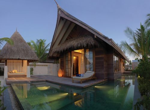 Jumeirah Vittaveli Hotel