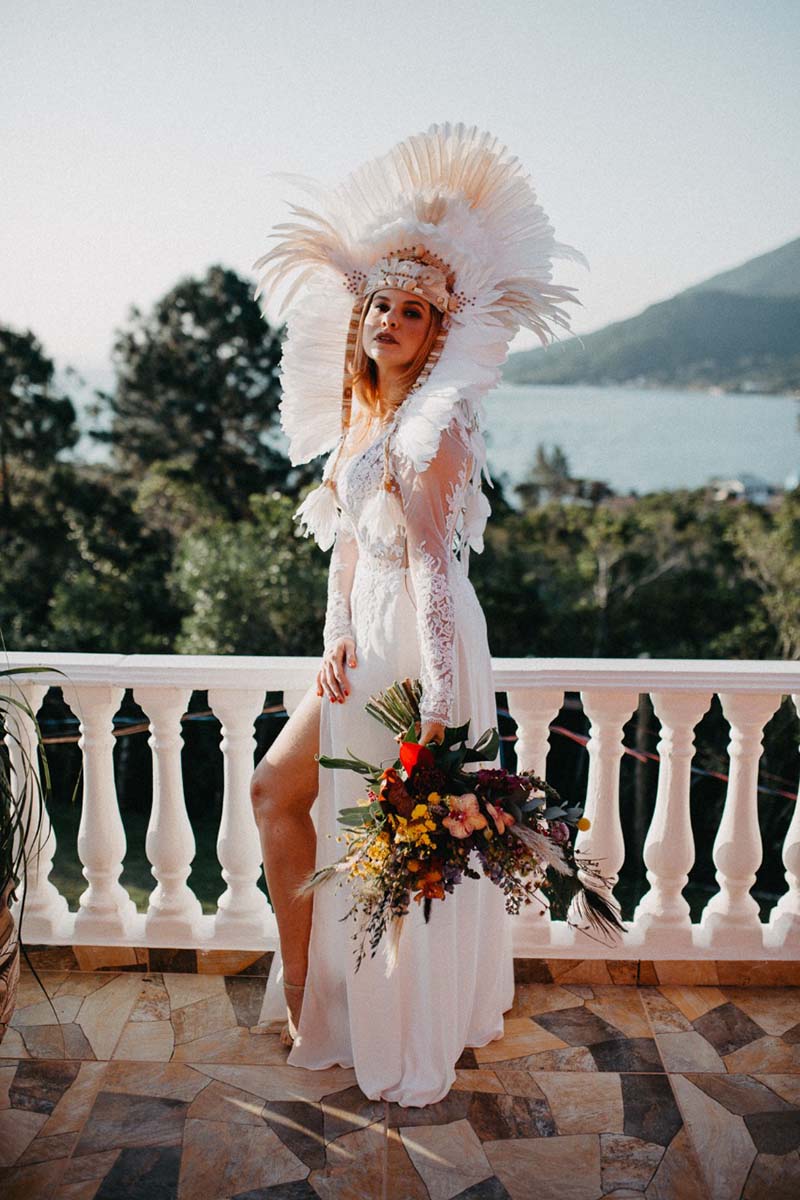 Noiva Natasha de cocar - Dia Internacional da Mulher noivas inspiradoras
