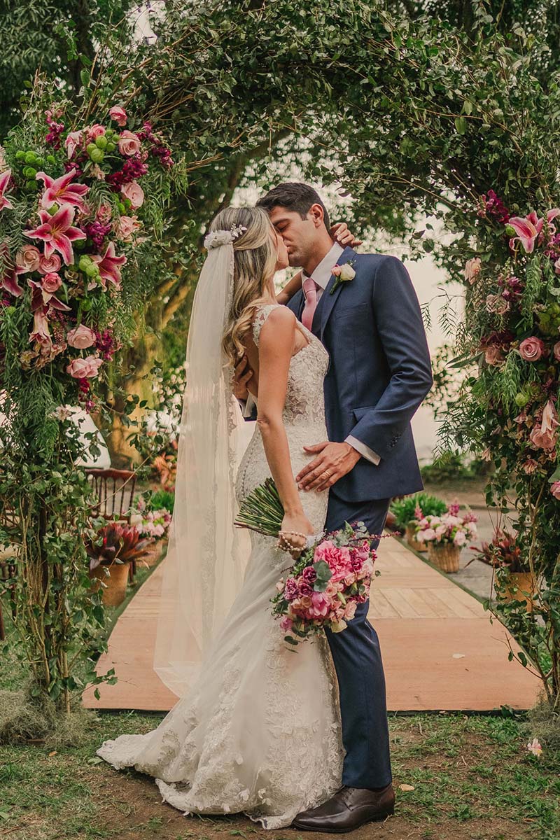 pedido de casamento real Renata e Gabriel em Paris