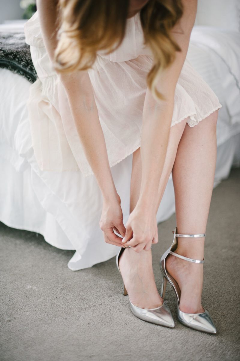 sapato de noiva sob medida com detalhes personalizados