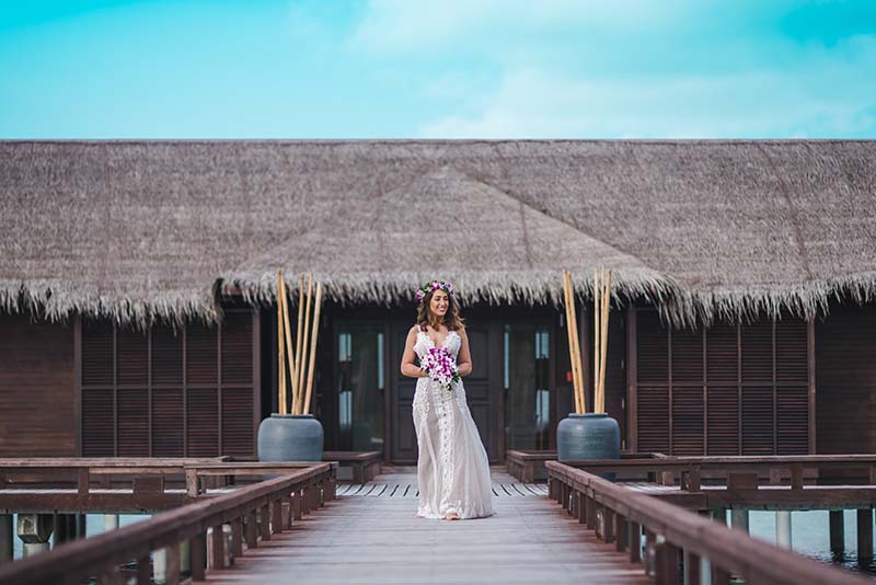 Casamento nas Ilhas Maldivas: registro no píer