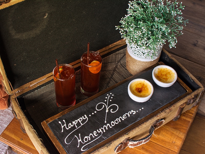 Hotel oferecendo mimos para lua de mel com apoio da agência de viagens