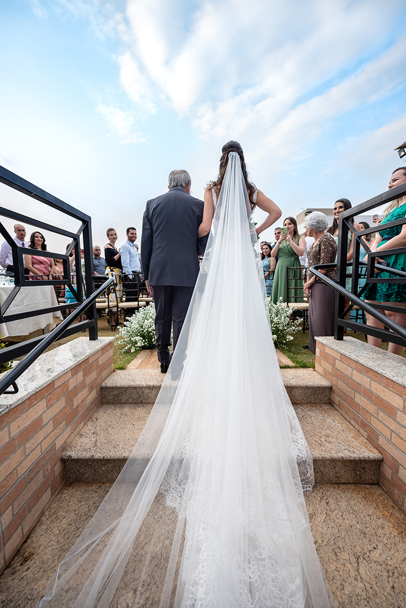 entrada da noiva no álbum de casamento